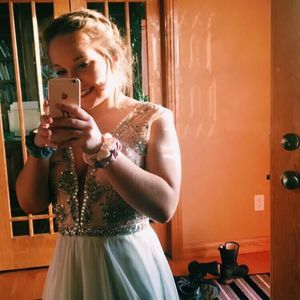 Meet your Posher, Jenna